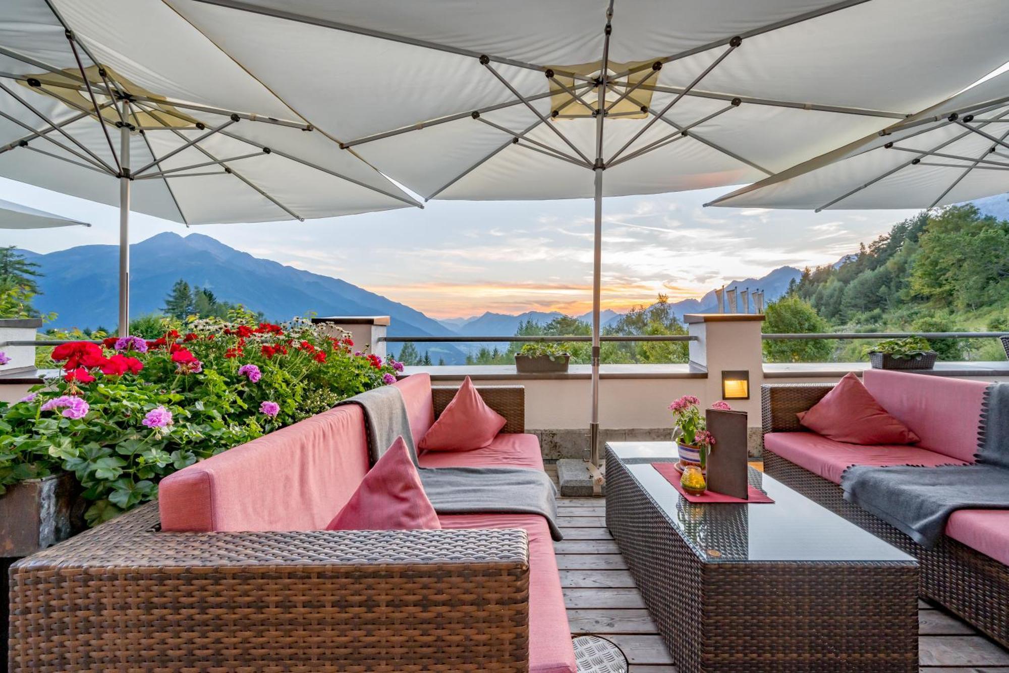 Inntaler Hof Seefeld in Tirol Eksteriør bilde
